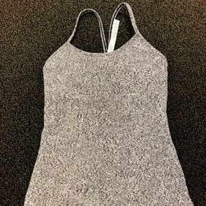 Lululemon tank top racer back with built in bra size 4